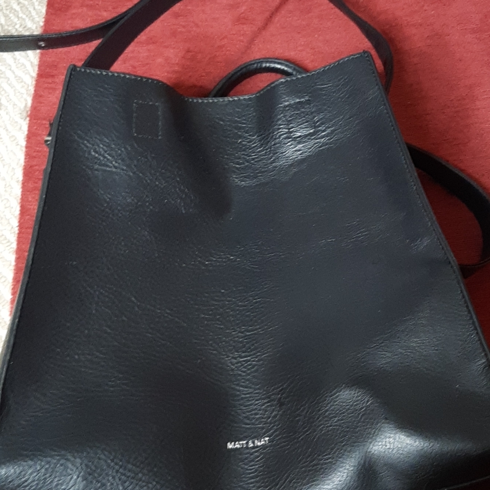 Matt & Nat shoulder and handbag larg